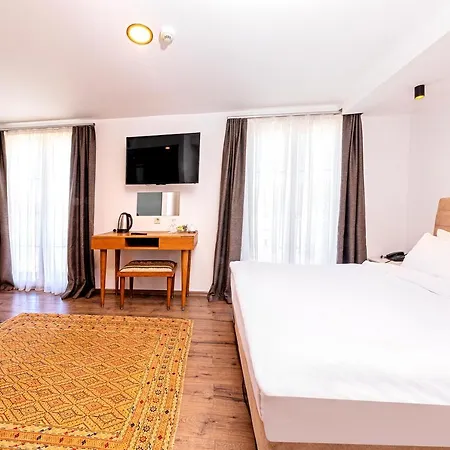 Neda Hotel Istanboel