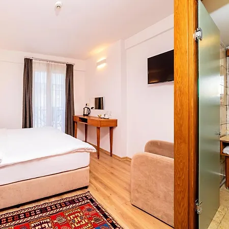 Hotel Neda Istanboel