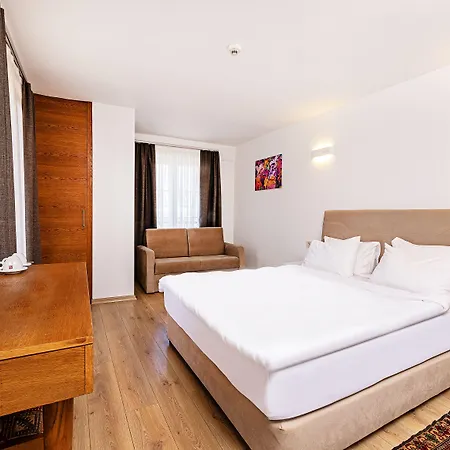 Hotel Neda