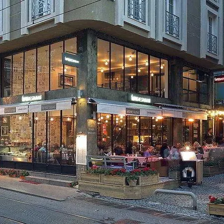 Neda Hotel