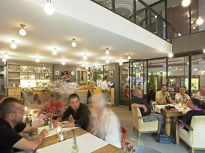 Neda Κωνσταντινούπολη